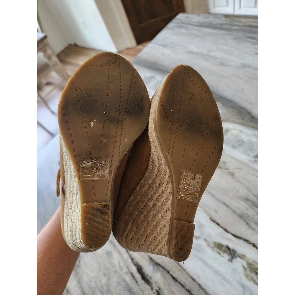 DV‎ Dolce Vita Tan Suede Mary Jane Espadrille Wedge Sandals Camel Brown Heel 8